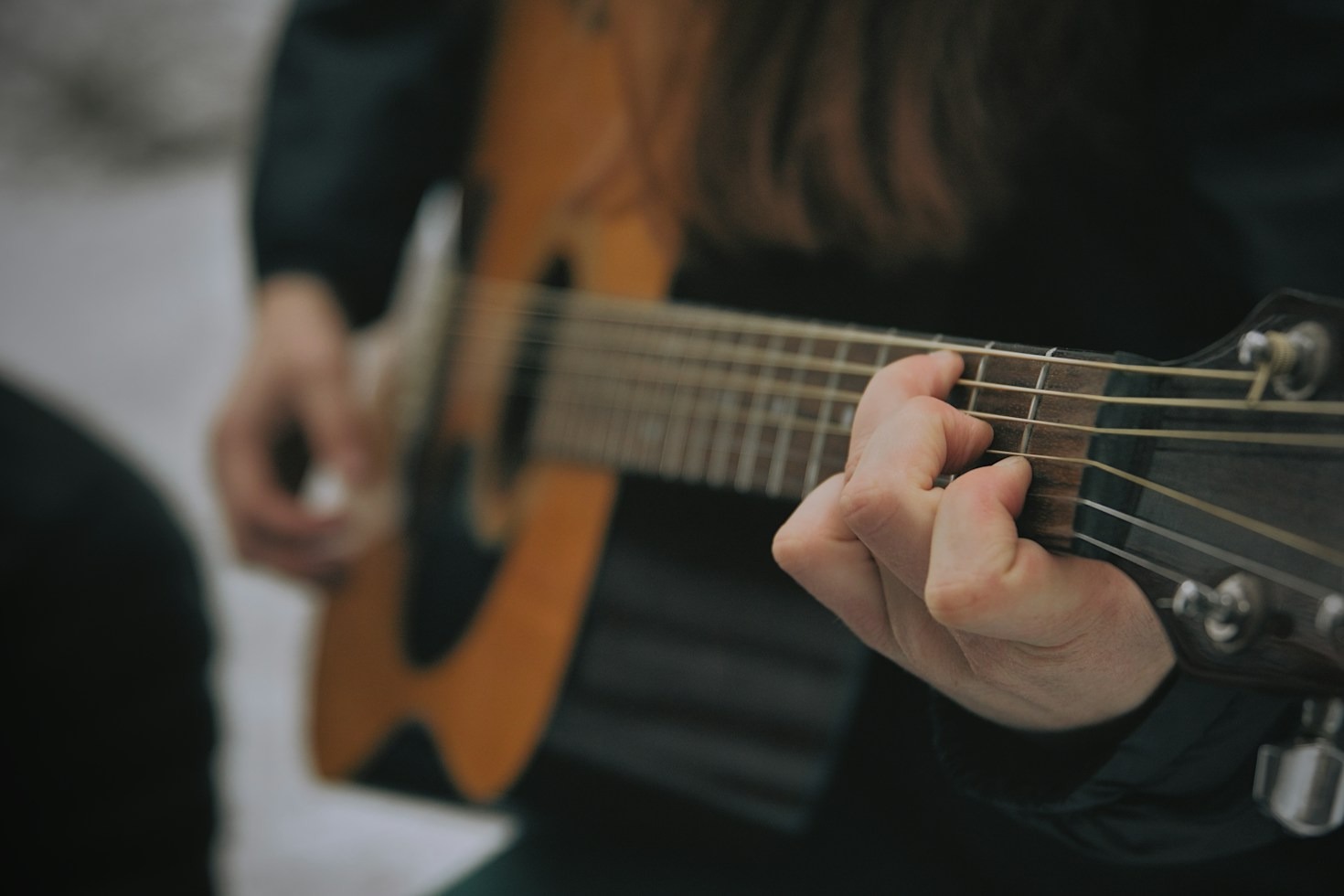 Historia y evolución de las guitarras eléctricas más legendarias